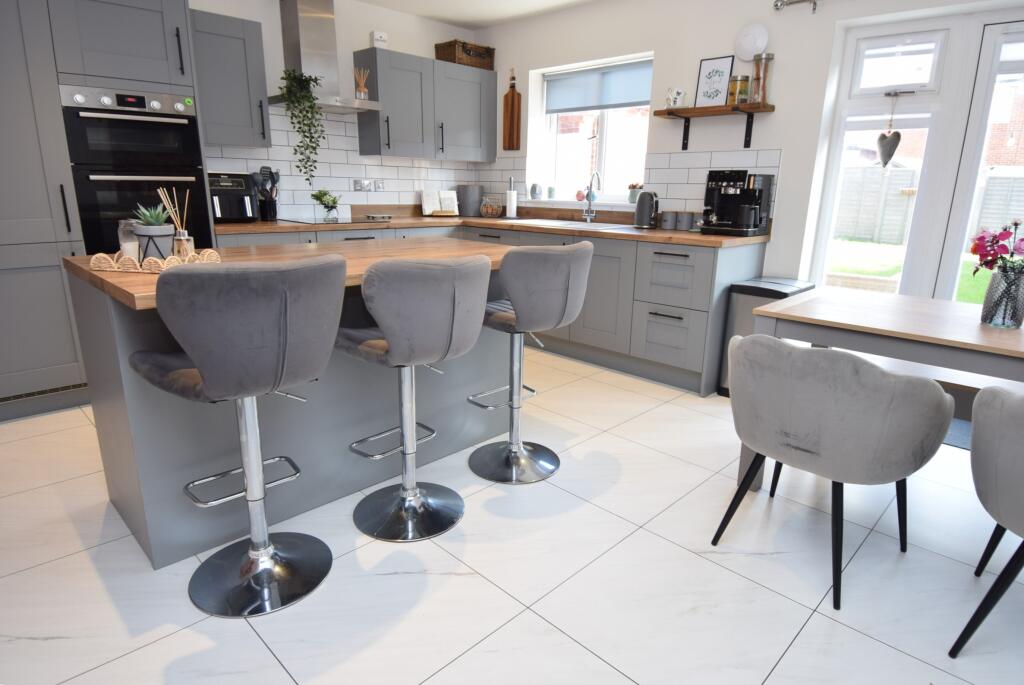 House in Amesbury - More