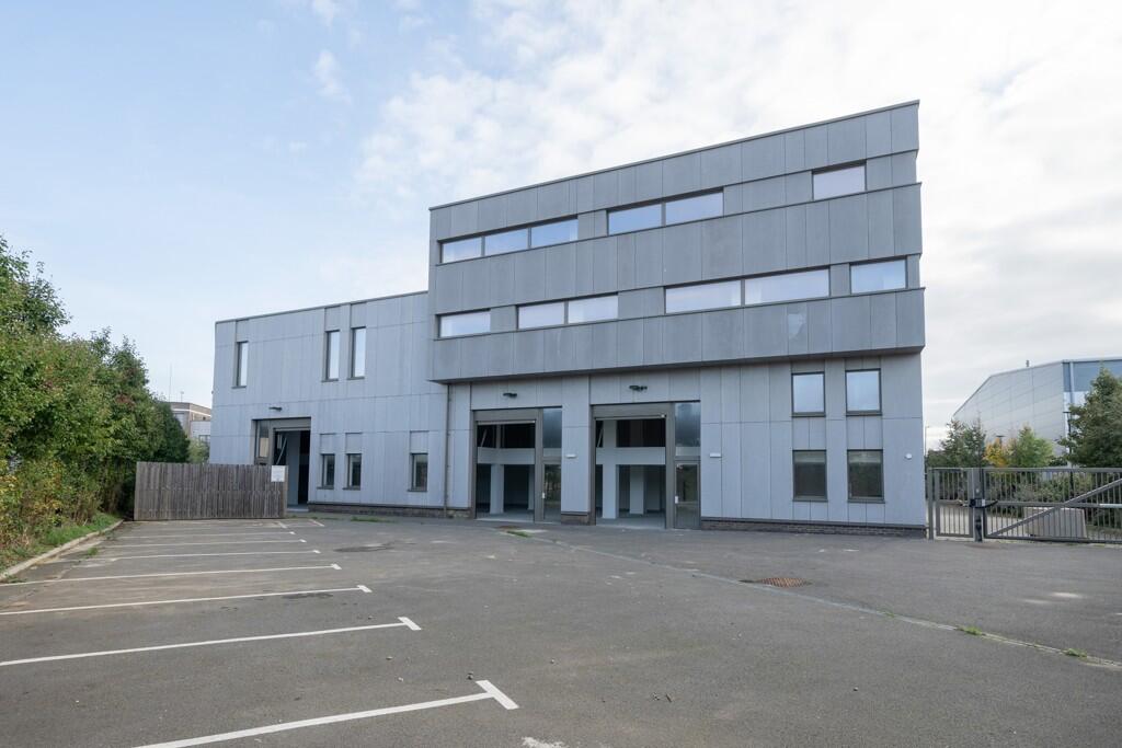 Main image of property: Unit 5 Ikon, 2 Purley Way, Croydon, Surrey, CR0 3JP