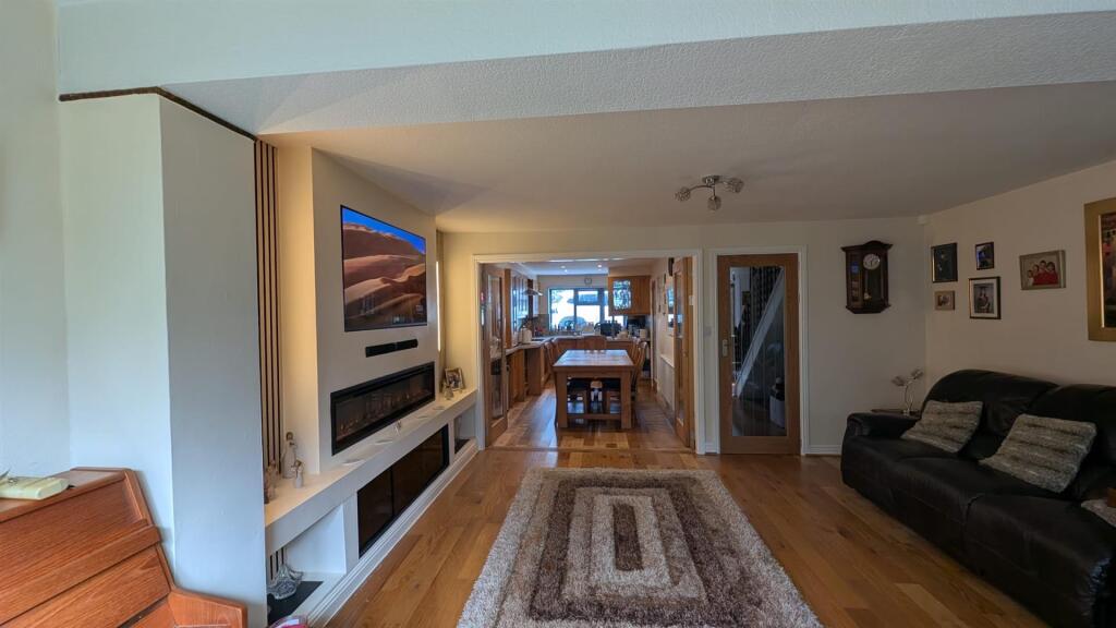 Additional image 6 of Crownest Lane, Bingley