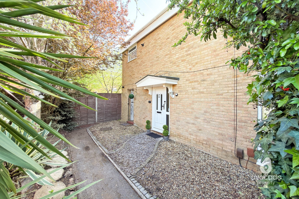 Main image of property: Lydney, Bracknell, RG12