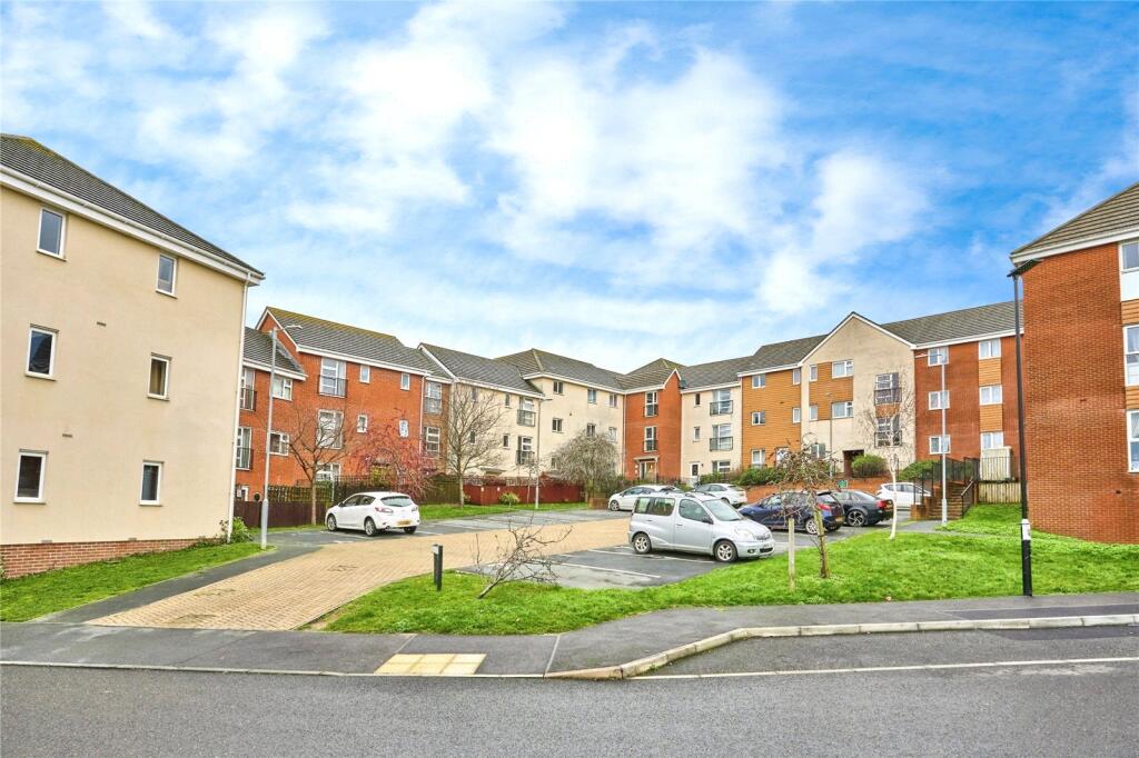 1-bed flat on Canning Court, Newport, Isle of Wight, PO30, £48,000