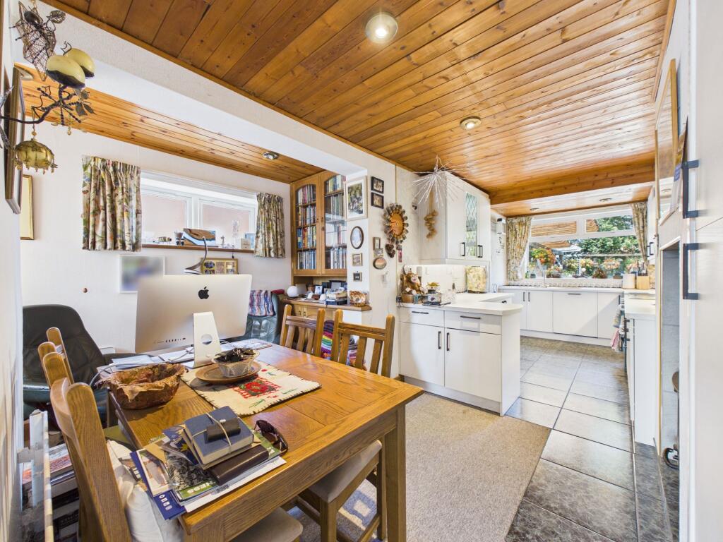 House in Worcester - View 5