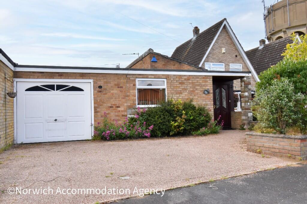 Main image of property: Glengarry Close, NR9