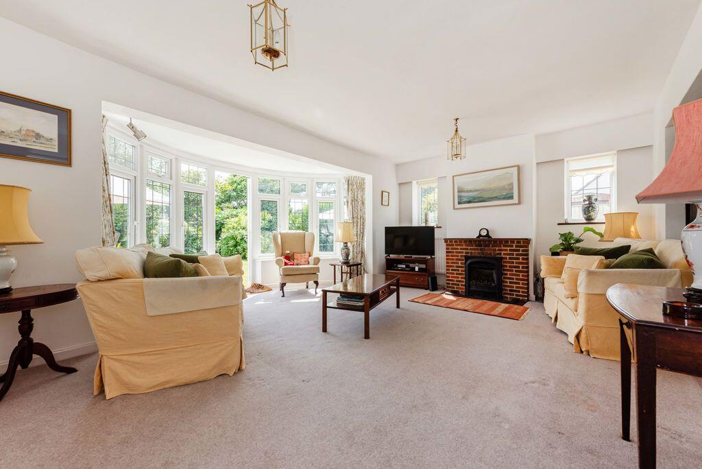 Cedar Drive, Chichester - View 4