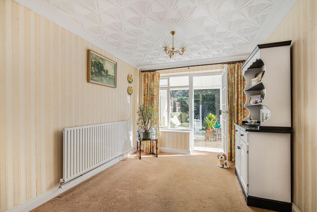 House in Milton Keynes, West Bletchley - More