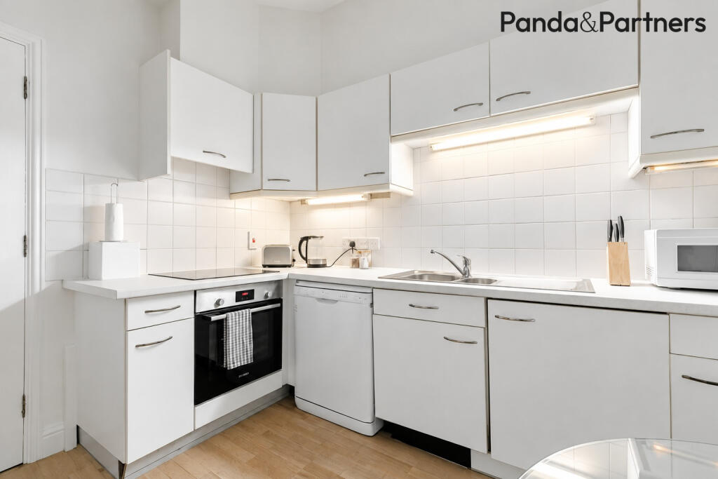 Apartment in London, City of Westminster - View 5