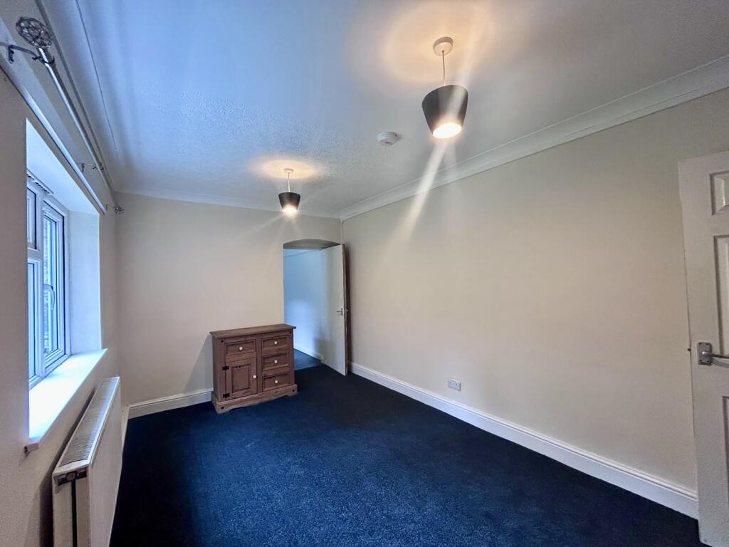 Apartment in Birmingham, West Midlands - More
