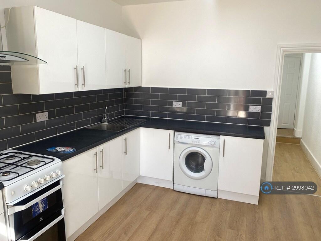 Main image of property: Wakefield St, London, E6