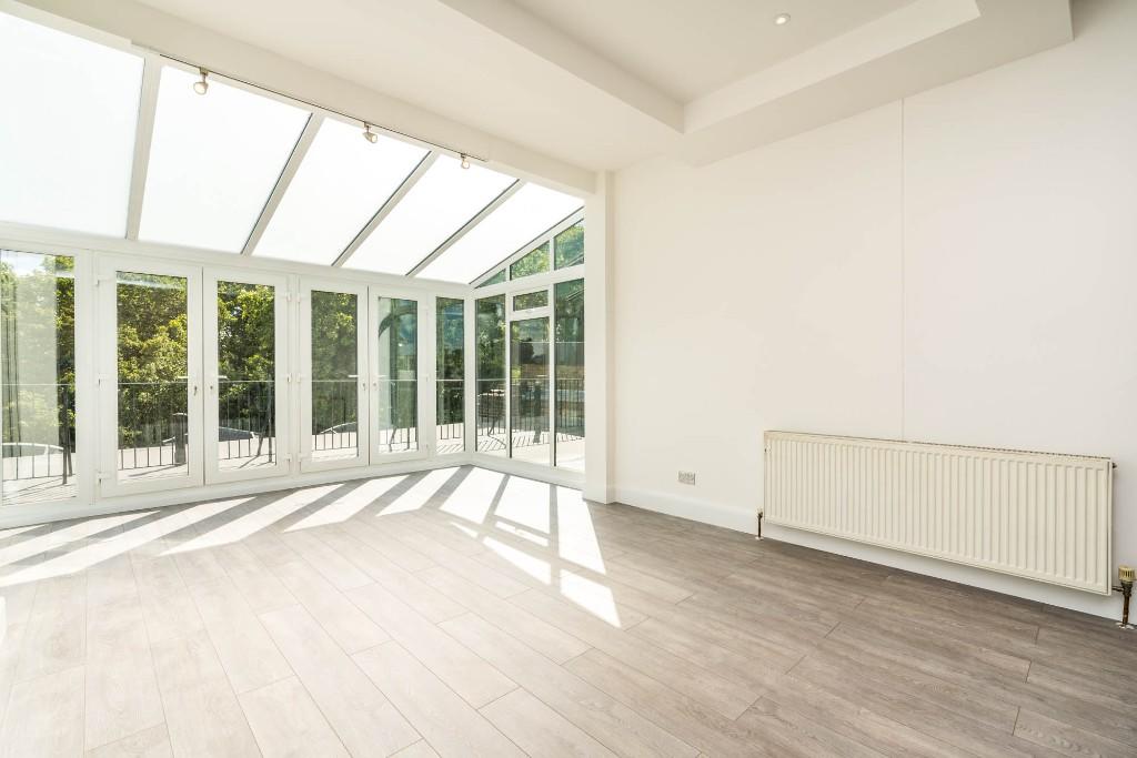 Main image of property: Islington Green,London,N1