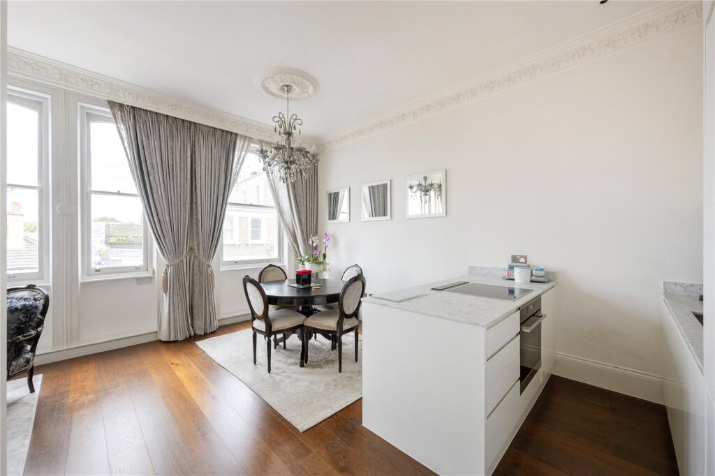 1-bed apartment on 53 Redcliffe Square, London, £895,000