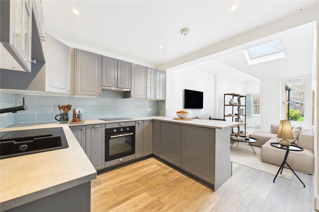 Horseshoe Road, Pangbourne, Reading, Berkshire, RG8 photo 2
