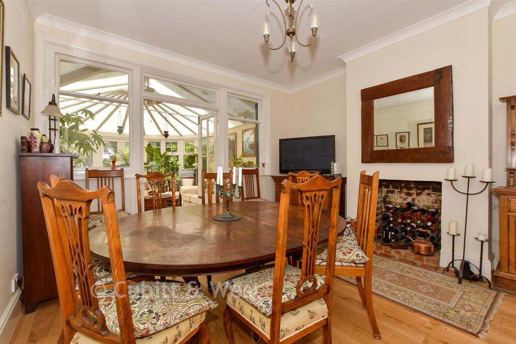Main image of property: Grand Avenue, Worthing, West Sussex