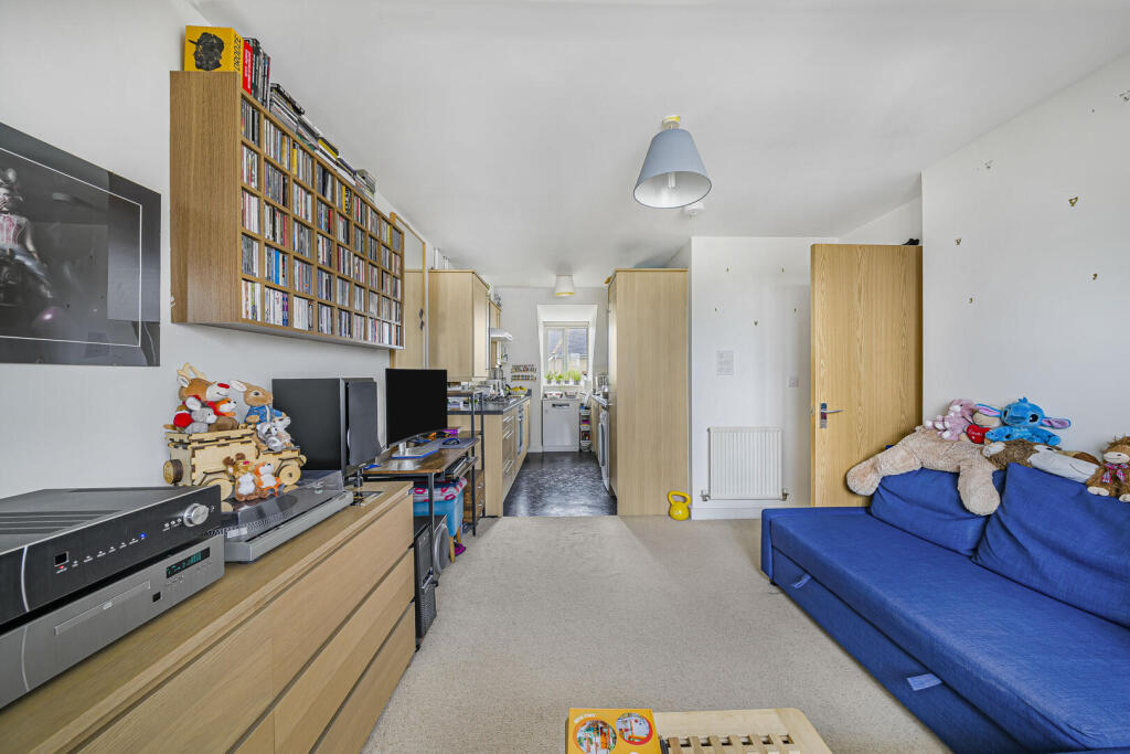 Apartment in Dartford, Kent - View 5