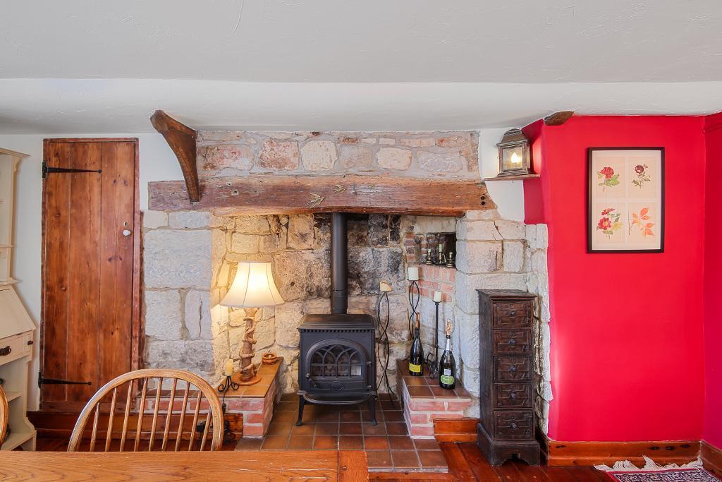 Walnut Tree Cottages, Chapel Road, Sutton Valence, Kent, ME17 3AH - More
