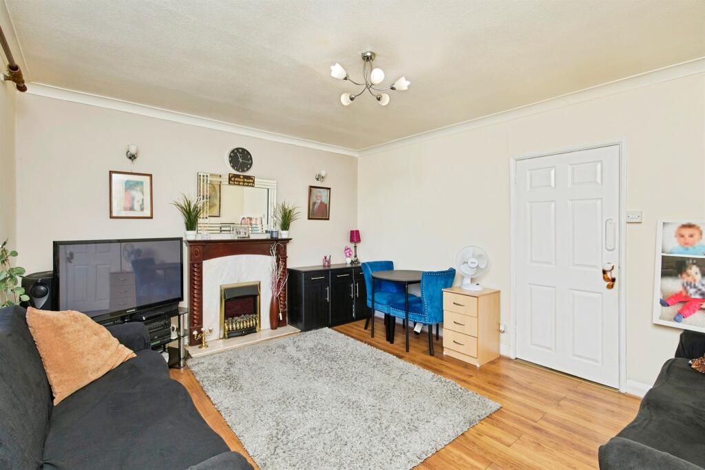 Harpur Avenue, Littleover, Derby photo 3