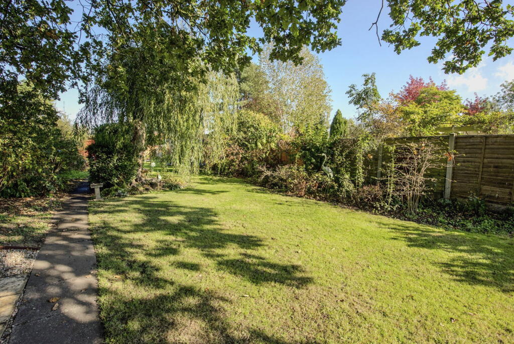 Broadholes Lane, Wheaton Aston, Stafford, ST19 9NR photo 2