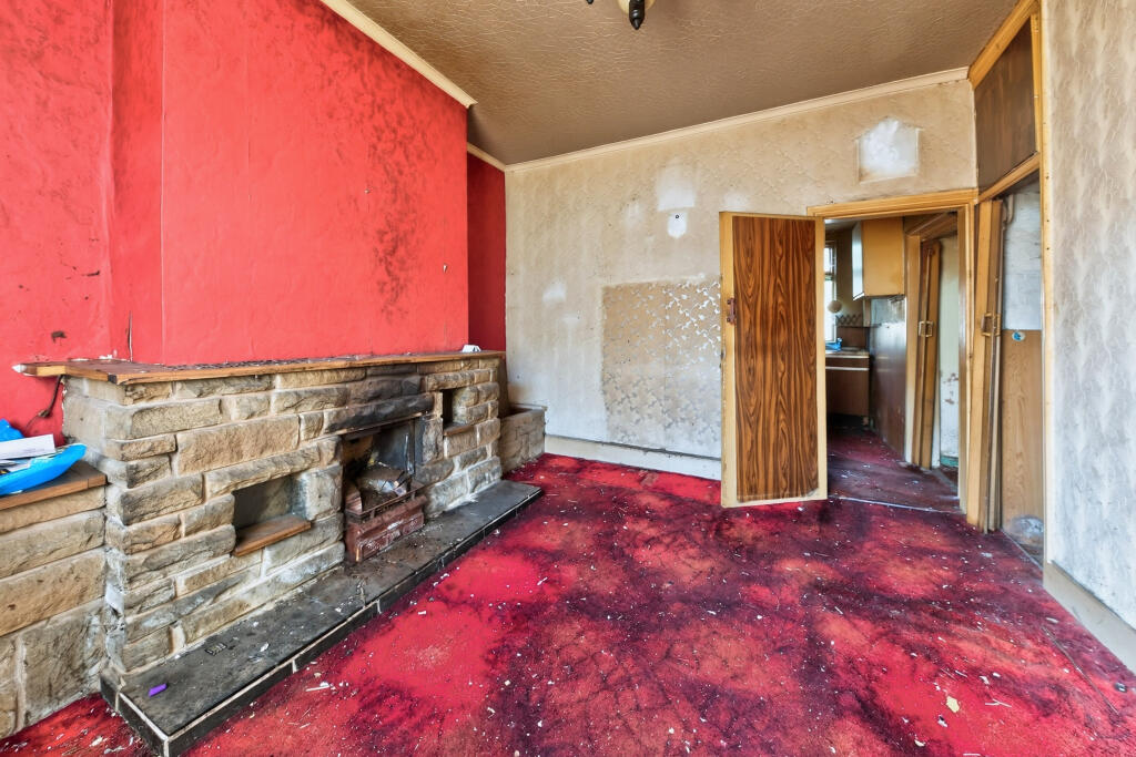 House in Stoke-on-Trent - View 4