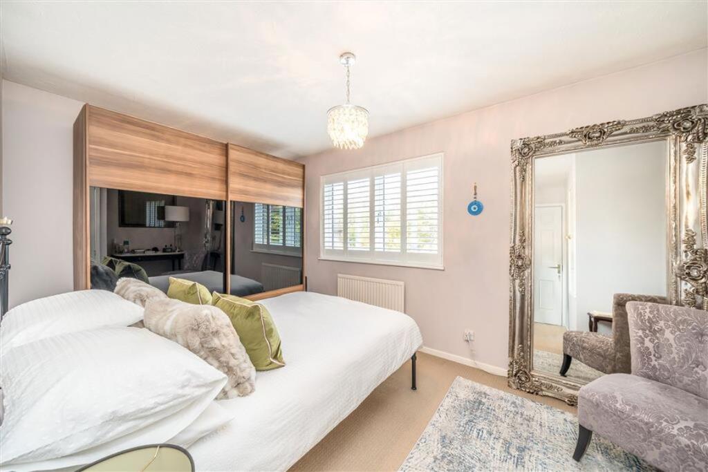 House in London, Burnt Ash, Grove Park - View 5