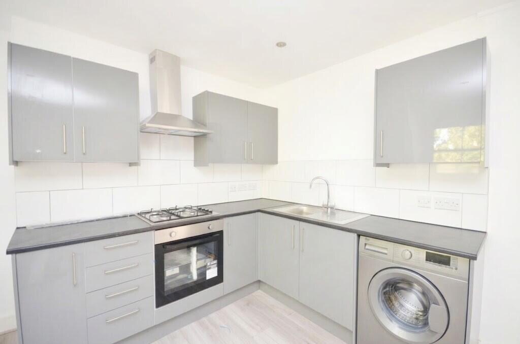 Main image of property: SE22 8PU