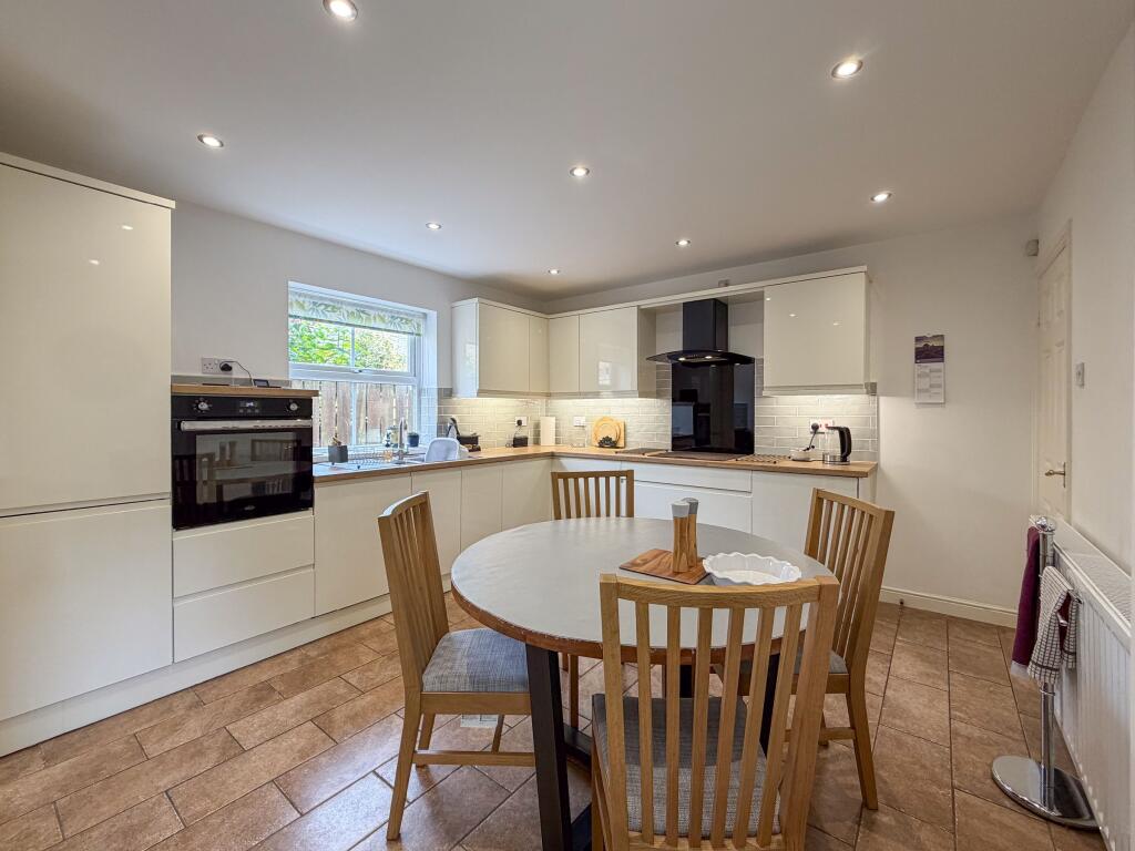 Hunters Close, Medomsley, Consett photo 4