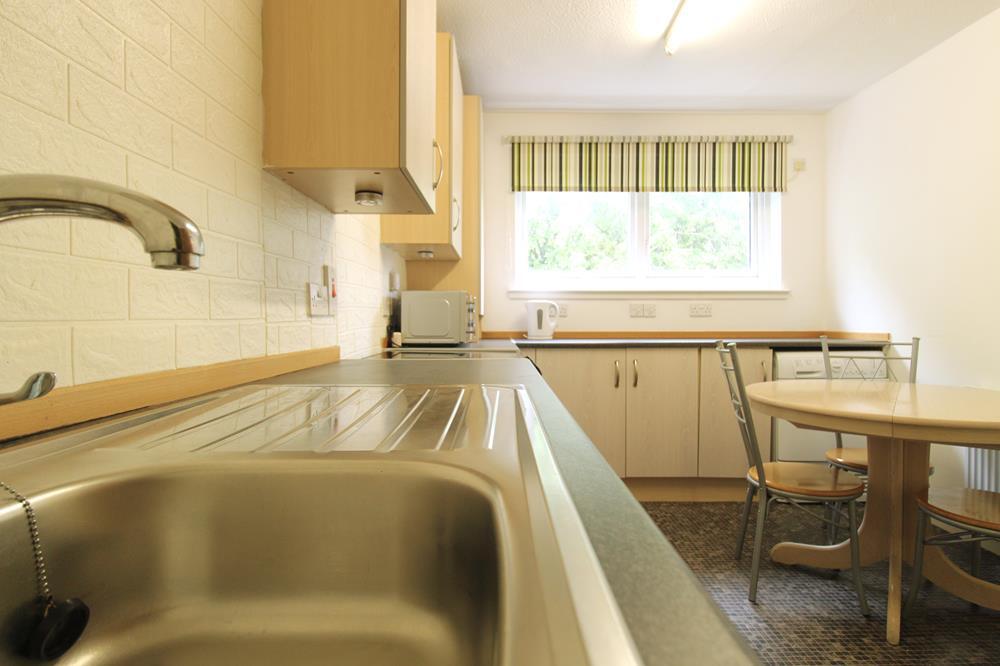 Taransay Crescent, First Floor, AB16 photo 4