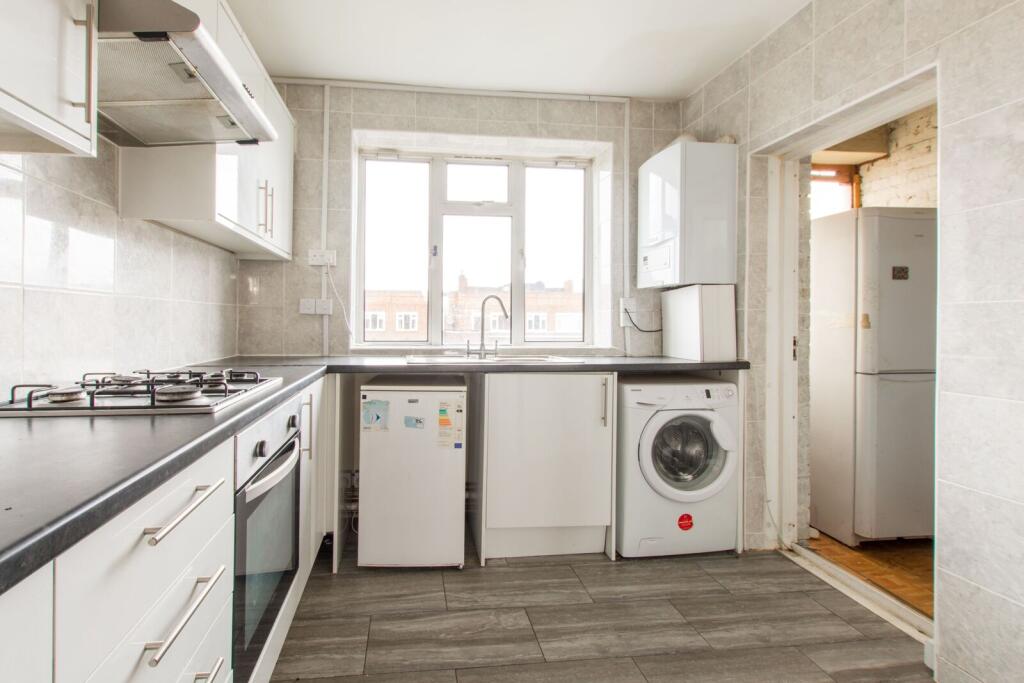Brackenbury, Osbourne Road, N4, Stroud Green, London, N4 photo 3