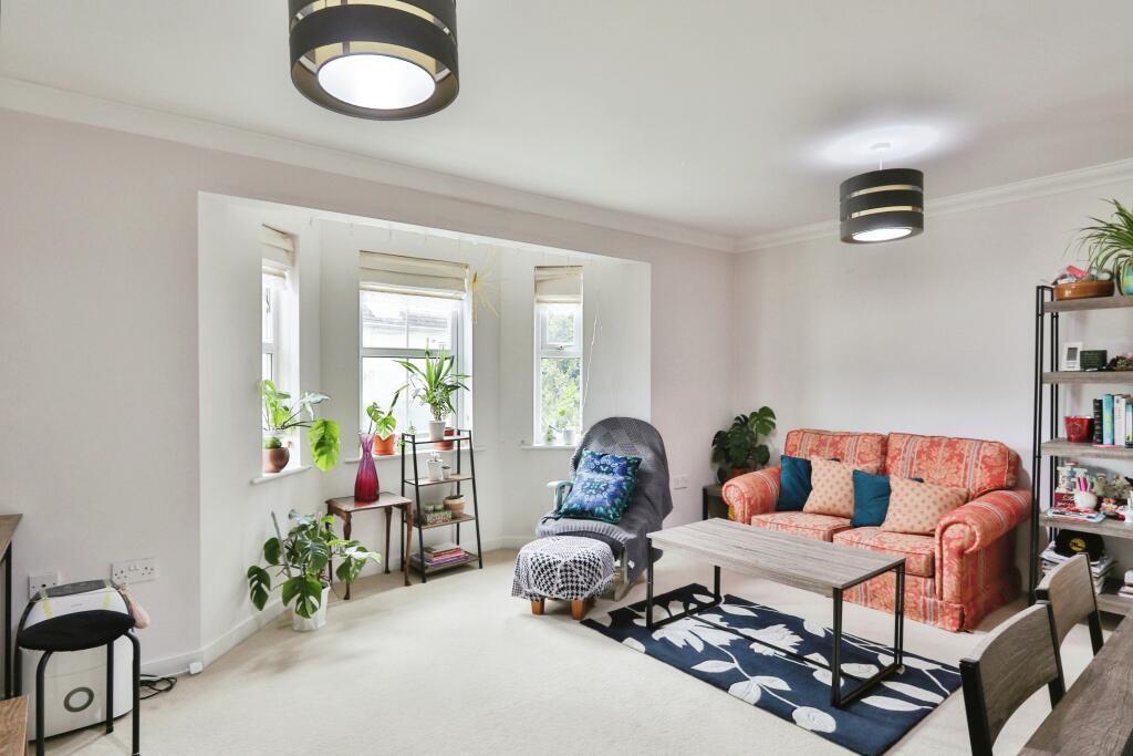 Apartment in Bournemouth - More