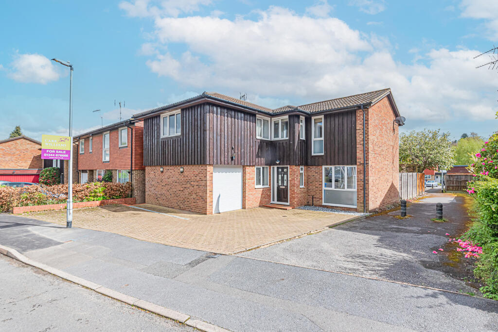 Main image of property: Cavendish Meads, Sunninghill, Ascot, Berkshire, SL5 9TB