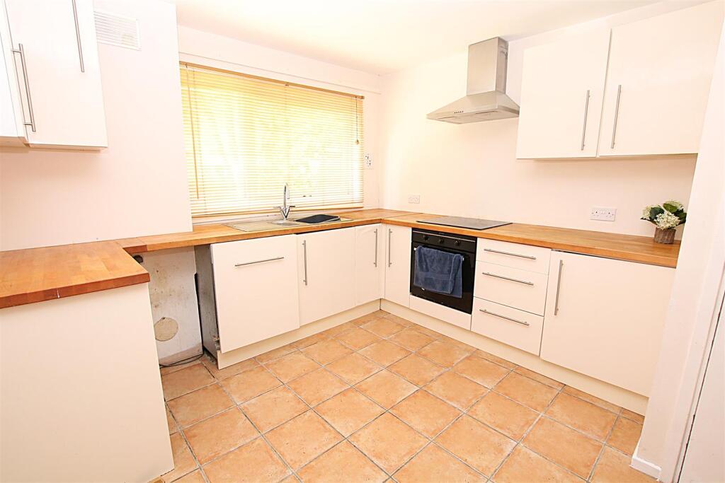 Alder Court, Thorplands - View 3
