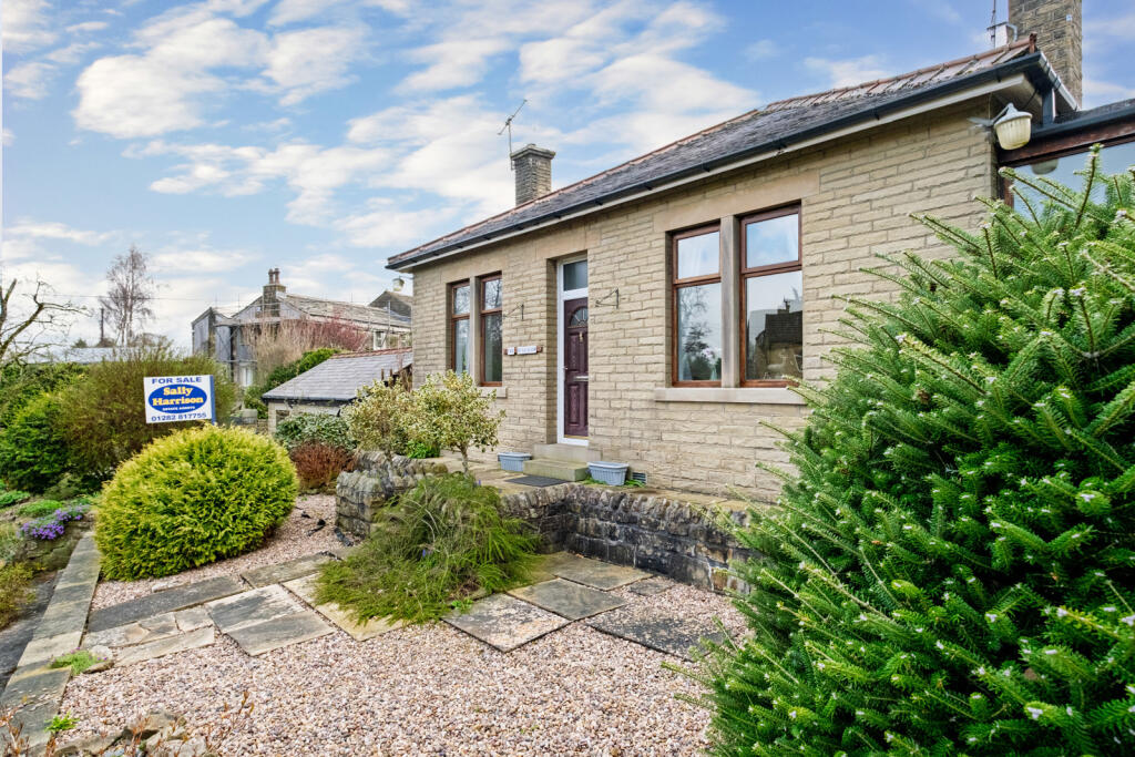 Additional image 20 of Dotcliffe Road, Kelbrook, Barnoldswick, Lancashire, BB18