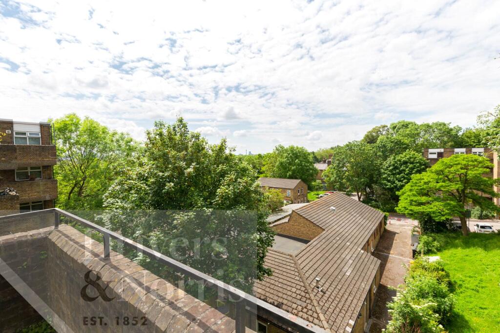 Apartment in London - View 6