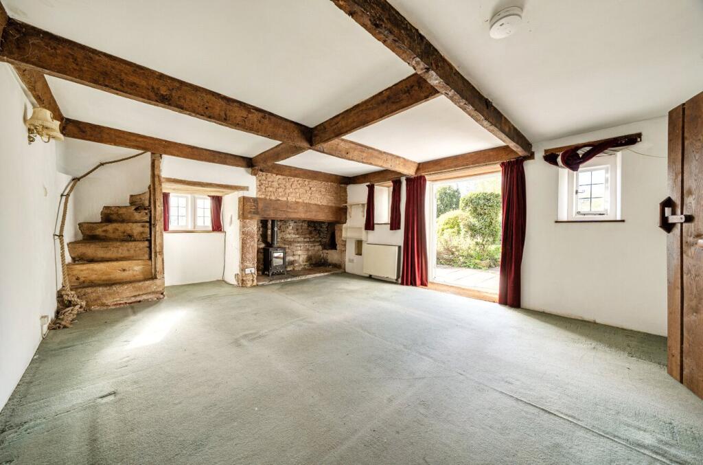 House in Taunton - View 5