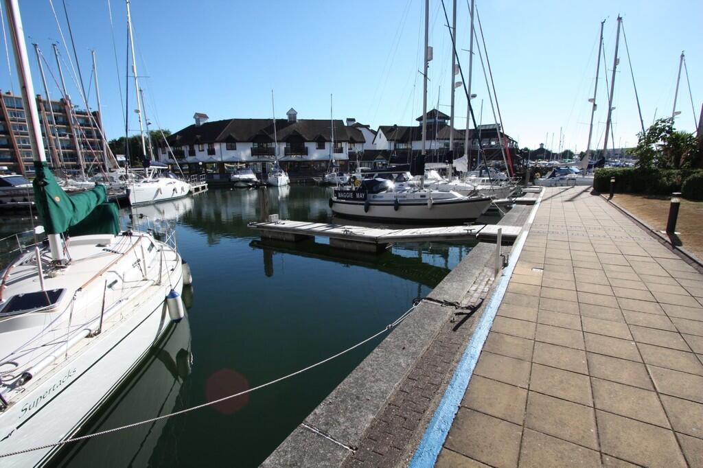 Oyster Quay, Port Solent - View 3
