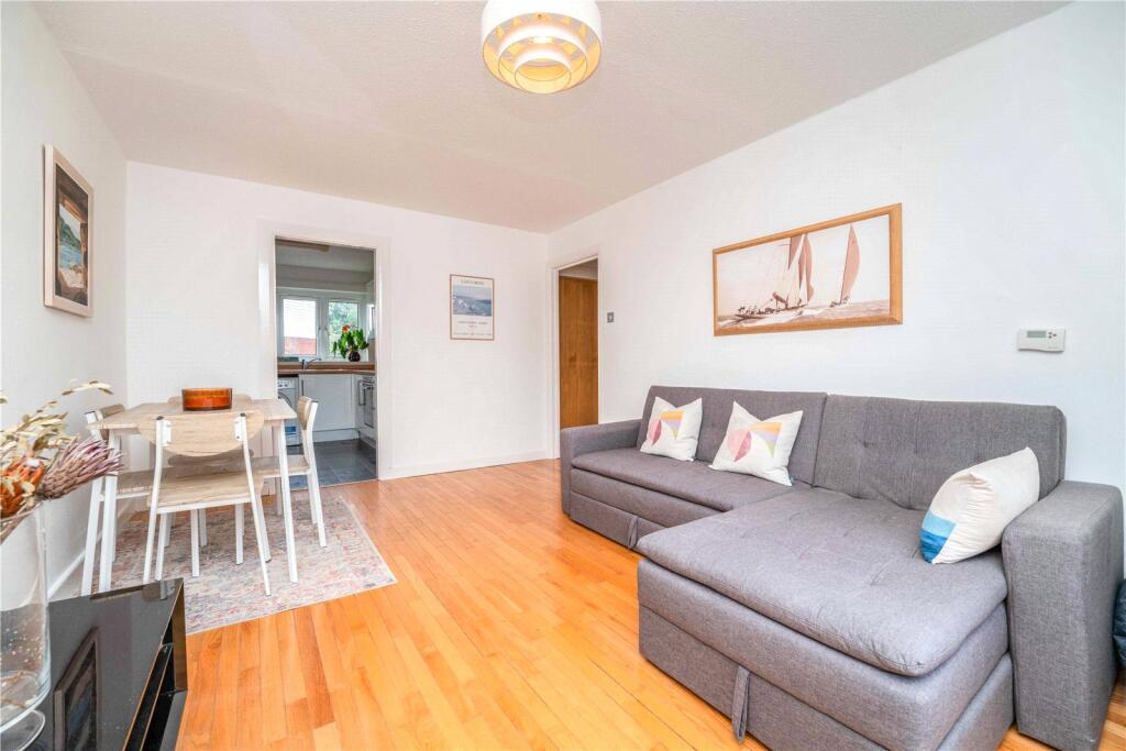 Apartment in London - More