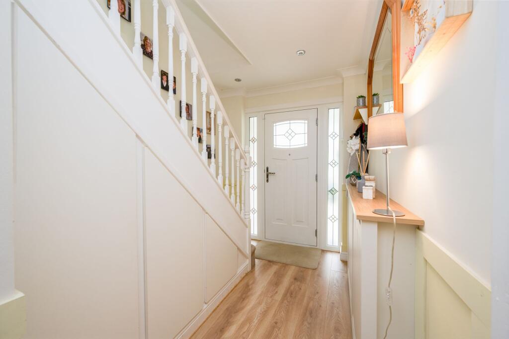 House in West Lancashire, Skelmersdale - More