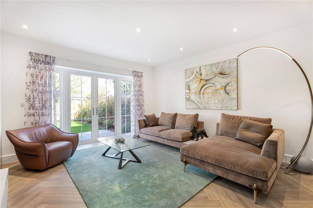 Chase Side, Southgate, London, N14 photo 3