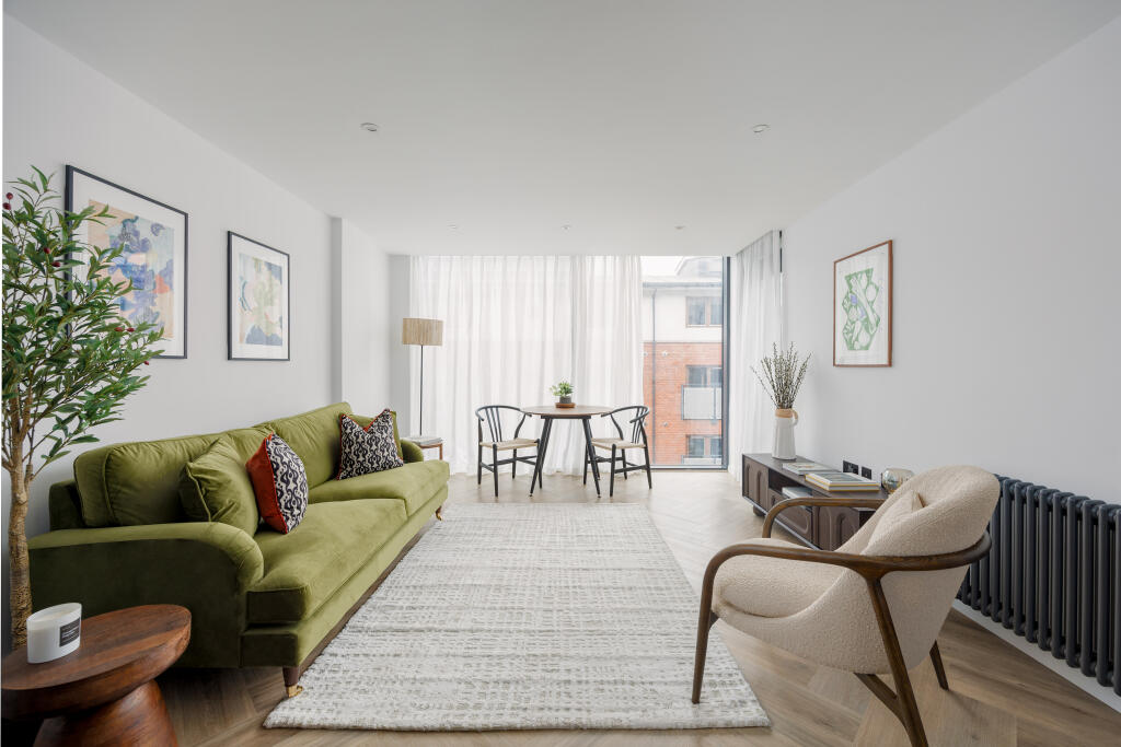Main image of property: Waterson Street, London