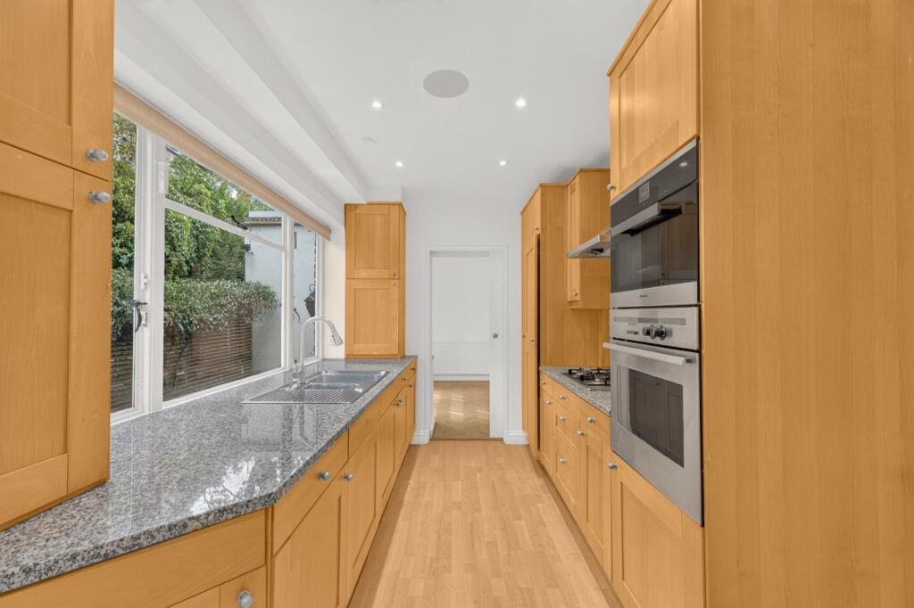 House in London, Primrose Hill, Chalk Farm - View 5