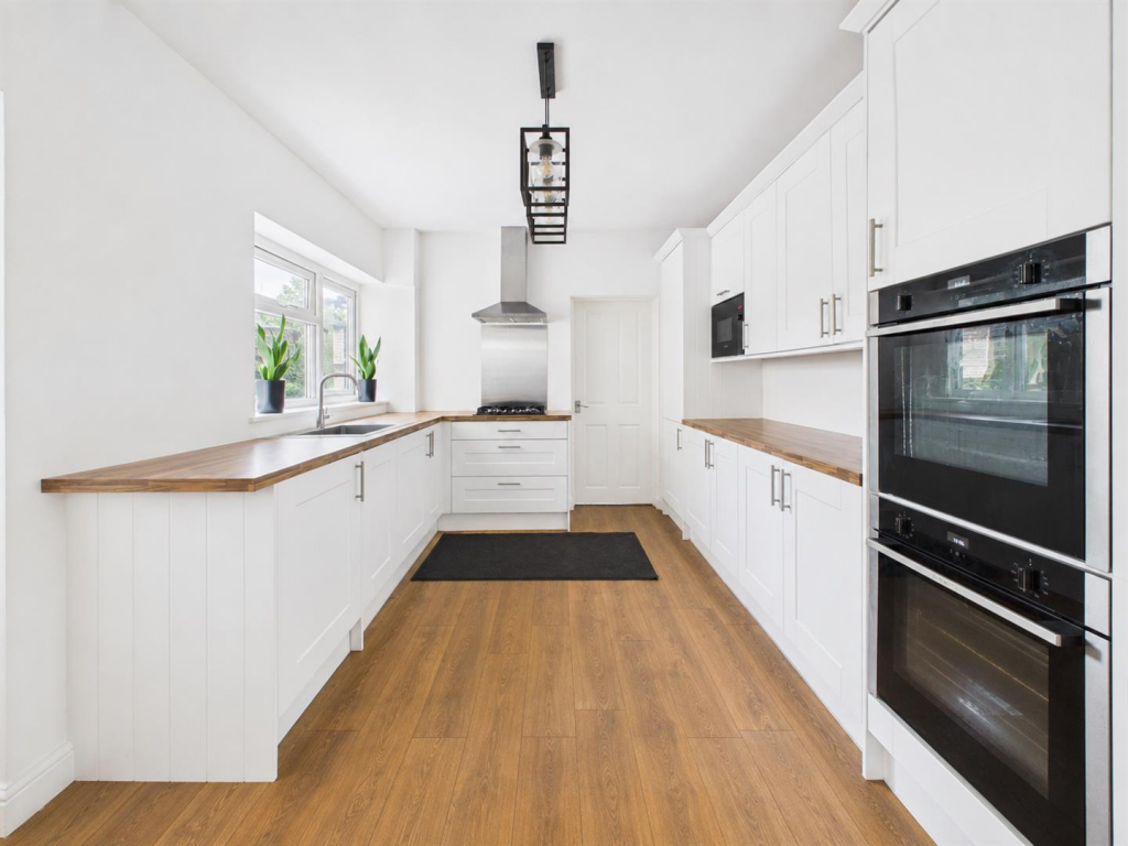 House in Gloucester, Gloucestershire - View 3