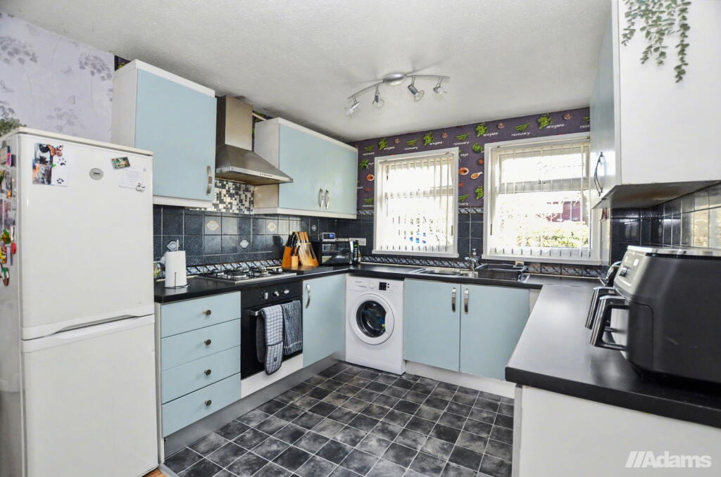 Newlyn Close, Runcorn photo 4