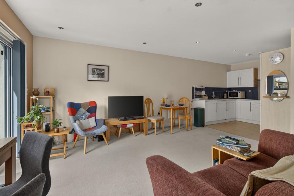 Crystal Mount, 59 Albert Road North, Malvern, Worcestershire, WR14 3AA photo 4