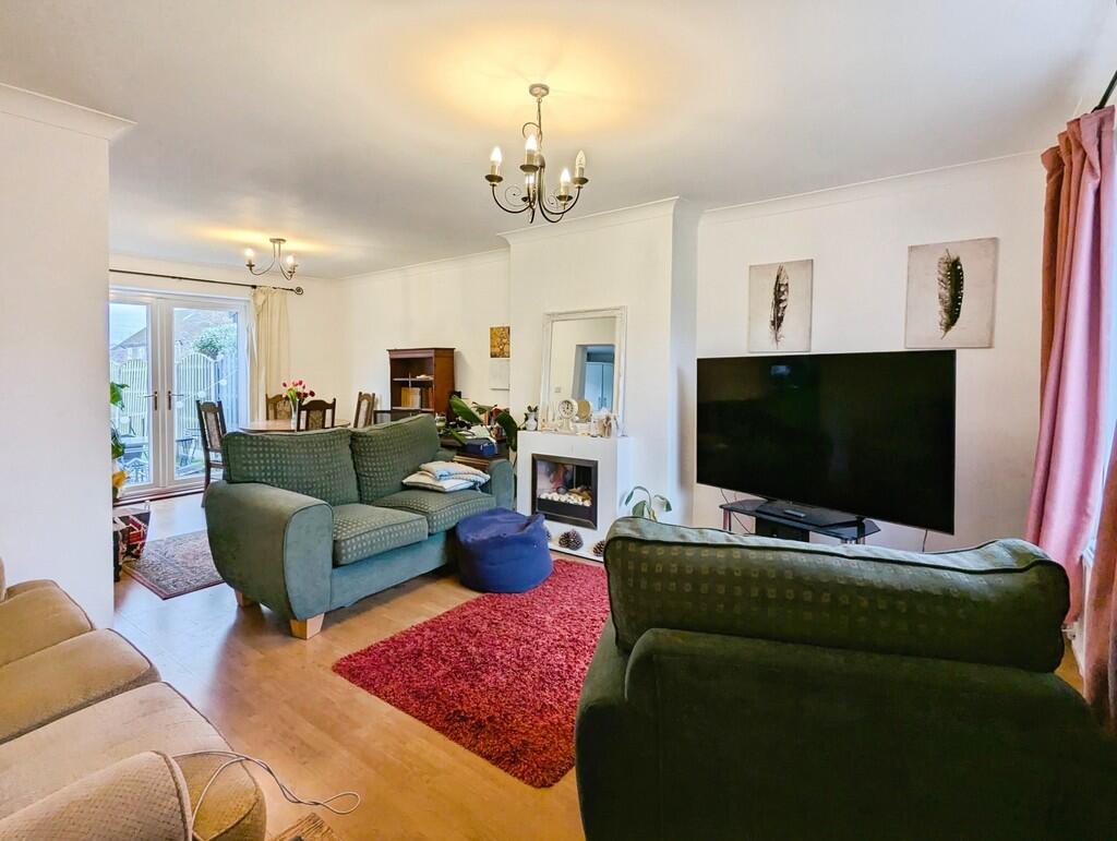 Ash Road, Harrogate - More