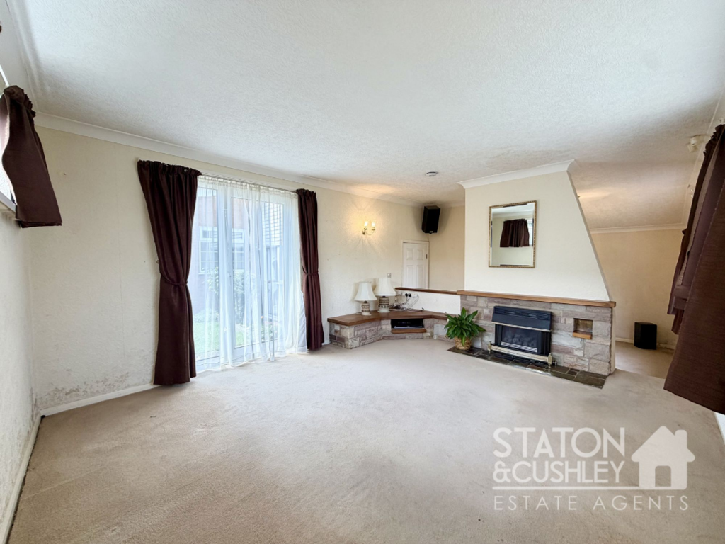 House in Ashfield, Sutton in Ashfield, Stanton Hill - View 6