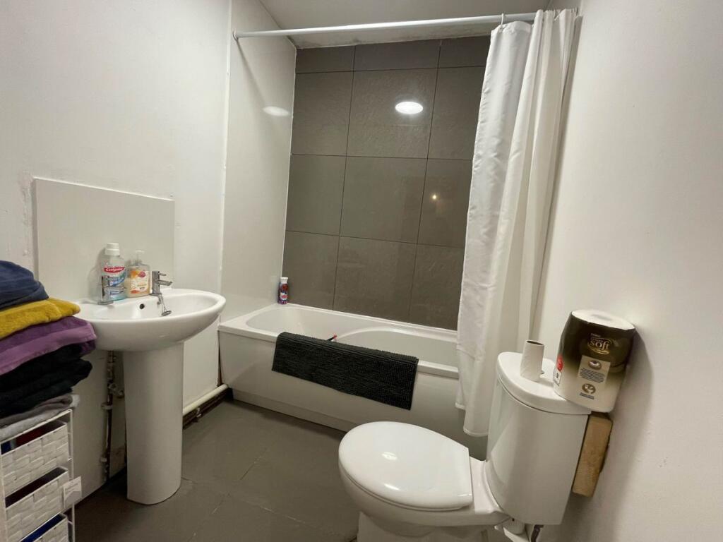 Apartment in Eastbourne, Seaside, Roselands - More