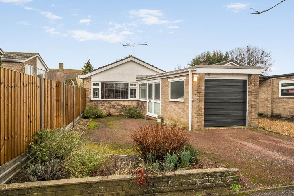 Main image of property: Vicarage Close, Ravensden