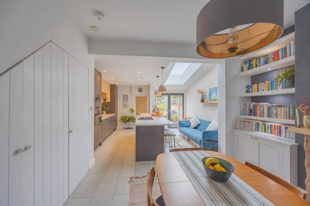 House in Taunton - View 3