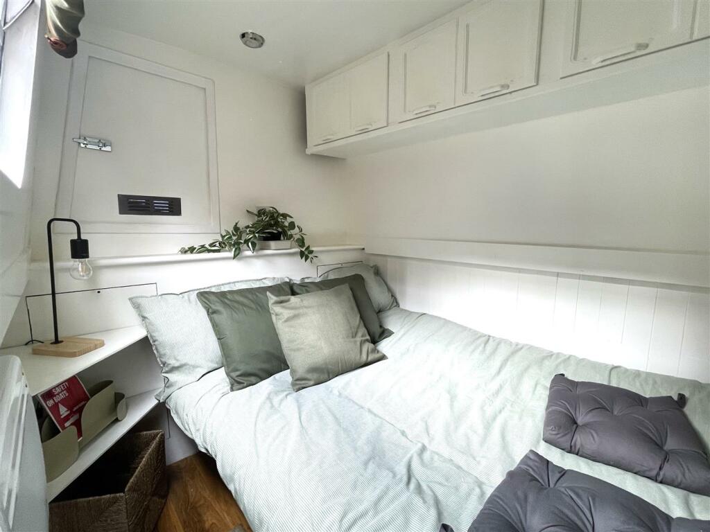 House in London, Paddington - View 2