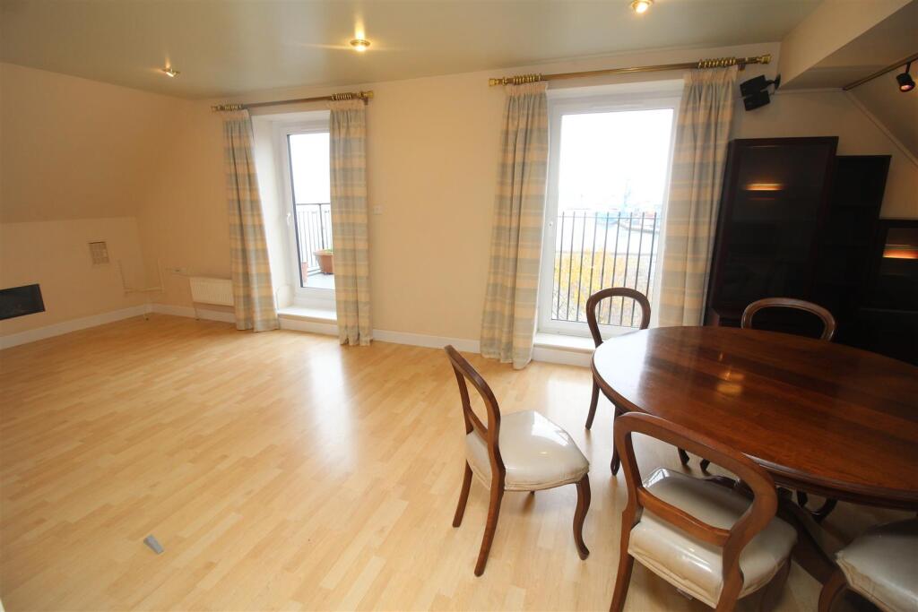 Apartment in Bournemouth - More