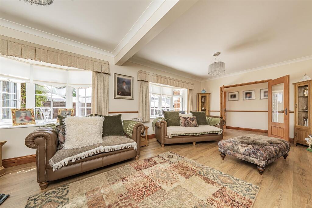House in St Albans, St Stephen - View 2