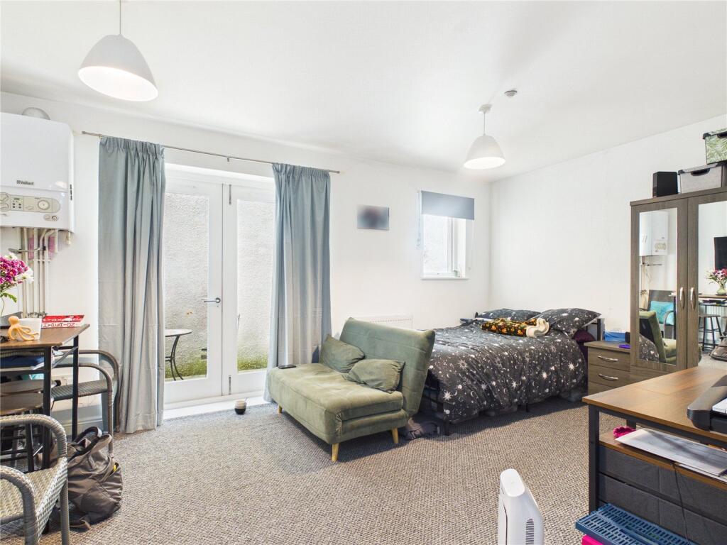 Main image of property: West Street, Bristol, BS2